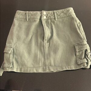Windsor Olive Green Cargo Mini Skirt